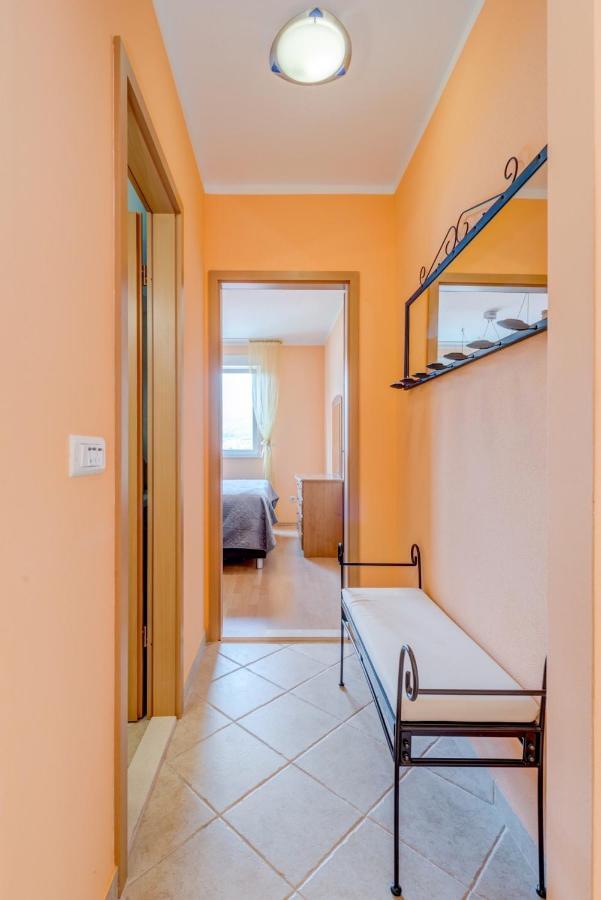 The Best Old Town View Apartment, 5 Min Walk, Parking Trogir Kültér fotó